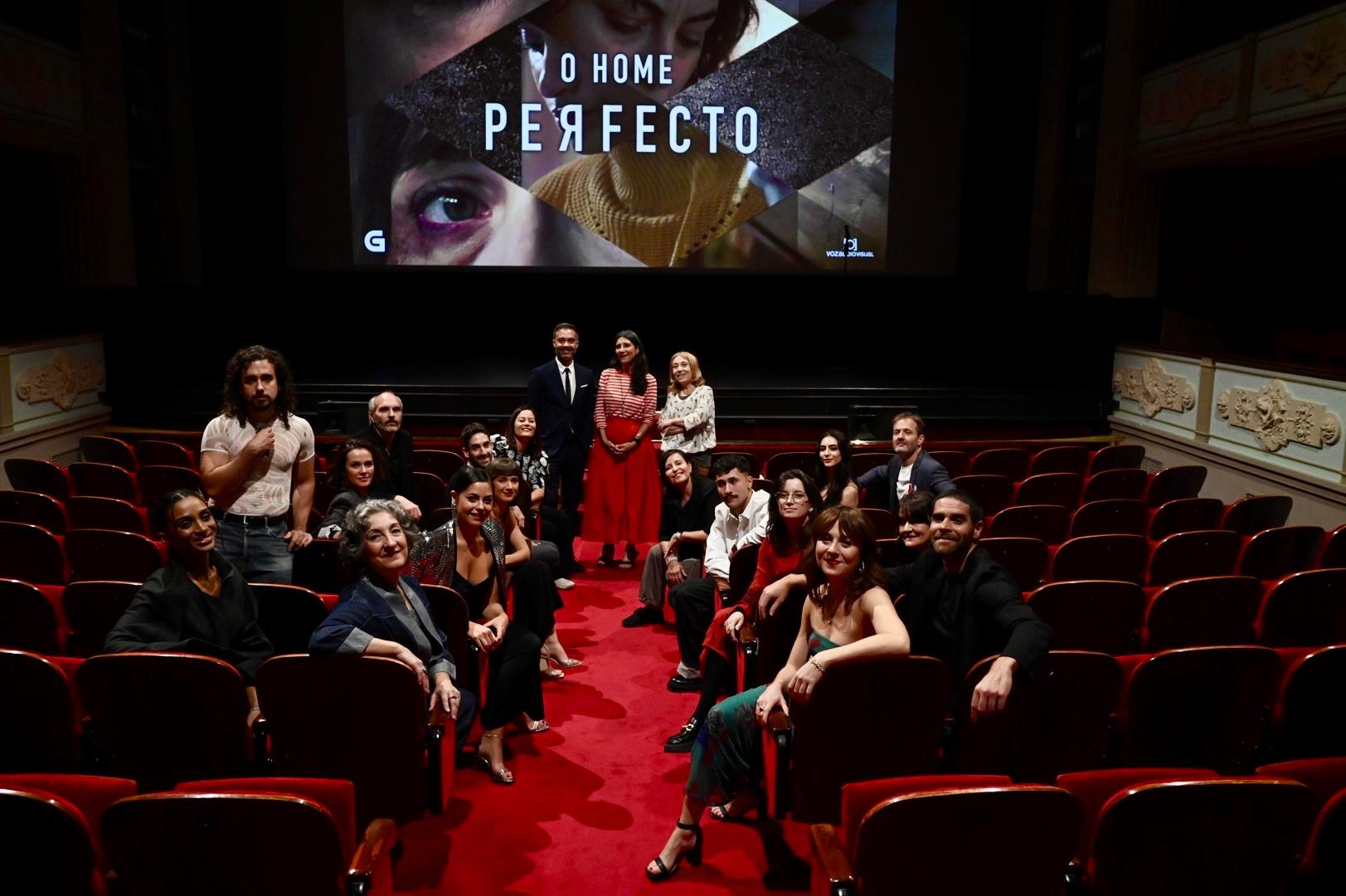 A estrea tivo lugar no Teatro Principal de Ourense