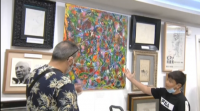 Juanito Cortés, un pintor de 11 anos que poxa as súas obras desde 6.000 euros