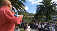 Centos de gandeiros protestan en Viveiro contra a protección do lobo