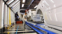 Comezan a fabricarse na planta de Citroën de Vigo as primeiras furgonetas Toyota