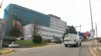 O gromo de covid−19 detectado no Hospital Meixoeiro afecta xa 55 persoas