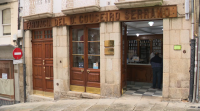A farmacia máis antiga de Galicia ten máis de 300 anos e está en Betanzos