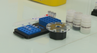 Un laboratorio de Lugo crea un equipo portátil para probas de saliva para diagnosticar a covid-19