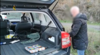 Cae unha banda en Andalucía que distribuía cocaína en dobres fondos de vehículos