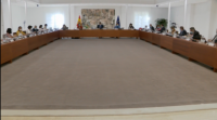 Sánchez respecta a decisión da Casa Real e o PP cualifica como "inadmisibles" as reaccións de Podemos