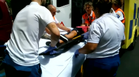 Un neno de 6 anos resulta accidentado ao romper a tirolina dun parque público