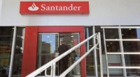 Santander reduce a 3.223 os afectados polo ERE e ofrece prexubilacións ao 10%