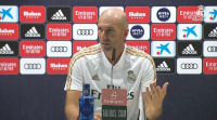 "Cando poñemos a camisola do Real Madrid queremos gañar todos os partidos", asegura Zidane