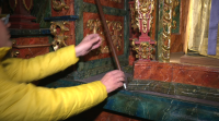 Unha igrexa de Sanxenxo exhibe un bastón de mando con máis de 200 anos de antigüidade
