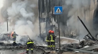 Morren oito persoas ao espetarse unha avioneta contra un edificio en Milán