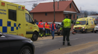 Unha persoa queda ferida nun accidente entre unha furgoneta e un camión en Ponteareas
