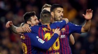O Barça segue como líder sólido despois de derrotar o Eibar 3-0 no Camp Nou