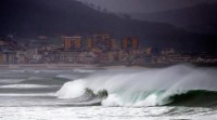 A borrasca Helena, sobre Galicia: alerta vermella no mar e neve por riba dos 600 m