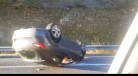 Un accidente na autovía Noia-Santiago á altura de Bertamiráns provoca longas retencións