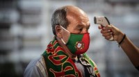 Portugal aproba o uso obrigatorio da máscara na rúa por tres meses