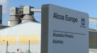 O comité de empresa ofrece levantar a folga indefinida se Alcoa senta para negociar