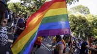 O Goberno programa unha reunión urxente tras a última agresión homófoba en Madrid