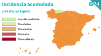 A incidencia baixa ata 74 en España, que xa supera os 86.000 falecidos por covid−19