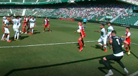 A xogada da discordia. O colexiado anula o gol por man de Iago