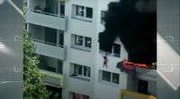 Dous menores franceses sálavanse dun incendio no piso saltando pola fiestra e coa axuda dos veciños