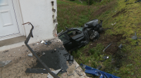Ferido grave ao chocar o seu coche cunha casa en Cabana, Pontevedra