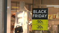 Os pequenos e  grandes comercios adiantan os descontos ante a chegada do Black Friday
