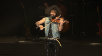 O violinista Ara Malikian vibra na Coruña e visitará tamén Vigo e Ourense