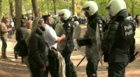 Desaloxan centos de mozos nunha festa ilegal nun bosque en Bruxelas