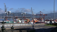 O prezo dos contedores multiplícase por catro no porto de Vigo