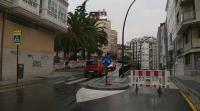 Unha rúa da Coruña leva seis días pechada tras o desprendemento de parte da fachada dun inmoble