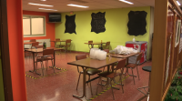 Primeiro día laborable sen restauración, con problemas para atopar o menú do día