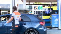 O prezo dos carburantes segue en máximos; o sector pide unha baixada de impostos