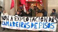 As 'kellys' protestan en Santiago para denunciar "explotación laboral"