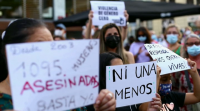 Centos de persoas claman en Tenerife por Anna e Olivia e contra a banalización da violencia machista