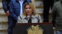 A COVID-19 en América: a presidenta interina de Bolivia, positivo en coronavirus