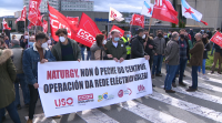 Protesta na Coruña polo peche do centro de operacións de Naturgy