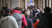 Compostela énchese de turistas de cara ao Apóstolo
