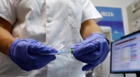 A EMA autoriza a vacina de Pfizer e garante a súa efectividade coa nova cepa