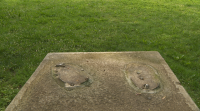 Desaparecen dúas esculturas dun parque ourensán