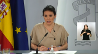 A ministra de Igualdade vai revisar os procolos contra a violencia machista