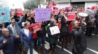A protesta polo peche da sala de partos de Verín trasládase ao Parlamento