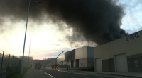 Incendio nunha nave industrial no polígono de Vilar do Colo
