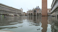 Venecia anegada pola peor 'aqua alta' desde 1966