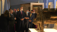 O rei inaugura unha exposición centrada no Camiño de Santiago e no aniversario da catedral de Burgos