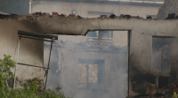 Un incendio calcina unha casa e afecta outras dúas no Barco de Valdeorras