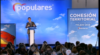 O presidente do PP, Pablo Casado, di que fará da lingua española a "lingua vehicular"