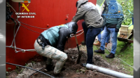 Dez quilos de heroína enterrados nun xardín de Carballo