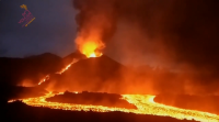 O volcán da Palma causa ducias de sismos e ordenan a evacuación de 300 persoas