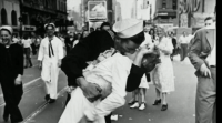 Morre o mariñeiro da famosa fotografía do bico en Times Square