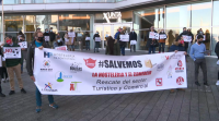 Hostaleiros e comerciantes da provincia de Pontevedra maniféstanse para pedir o rescate do sector
